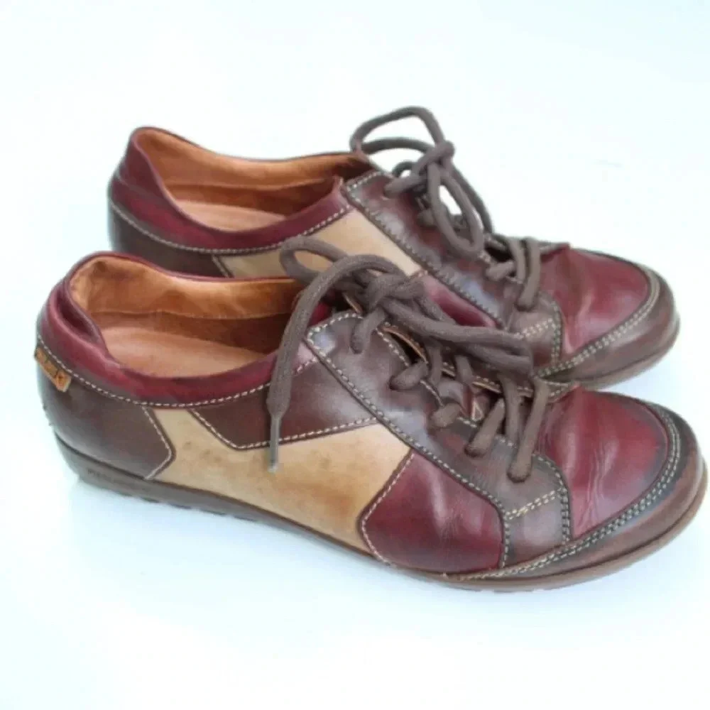 Pikolinos leather sneakers